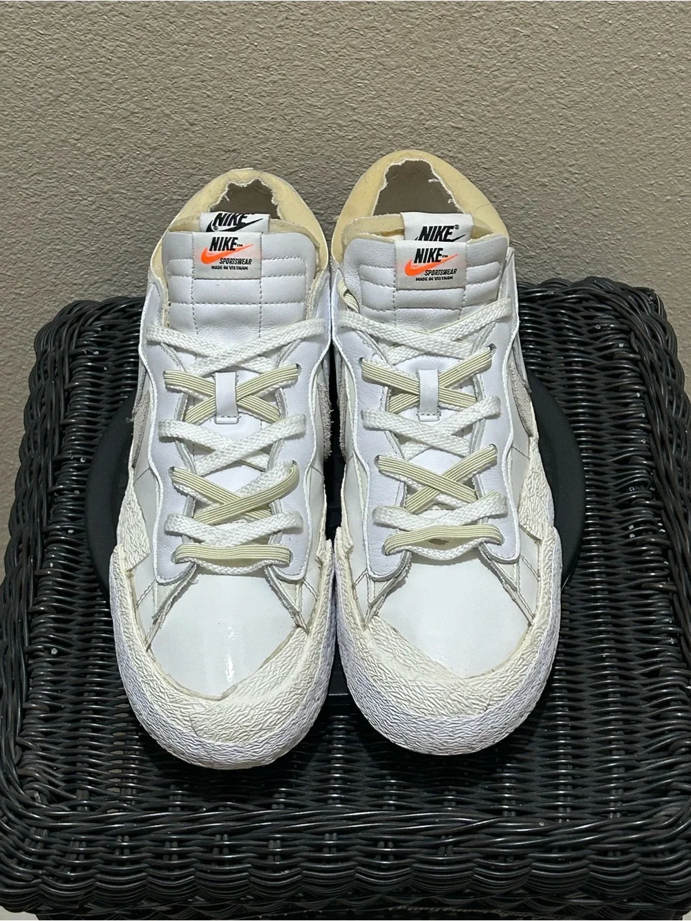 Size 11.5 Nike Blazer Low sacai White Patent Leather DM6444-100